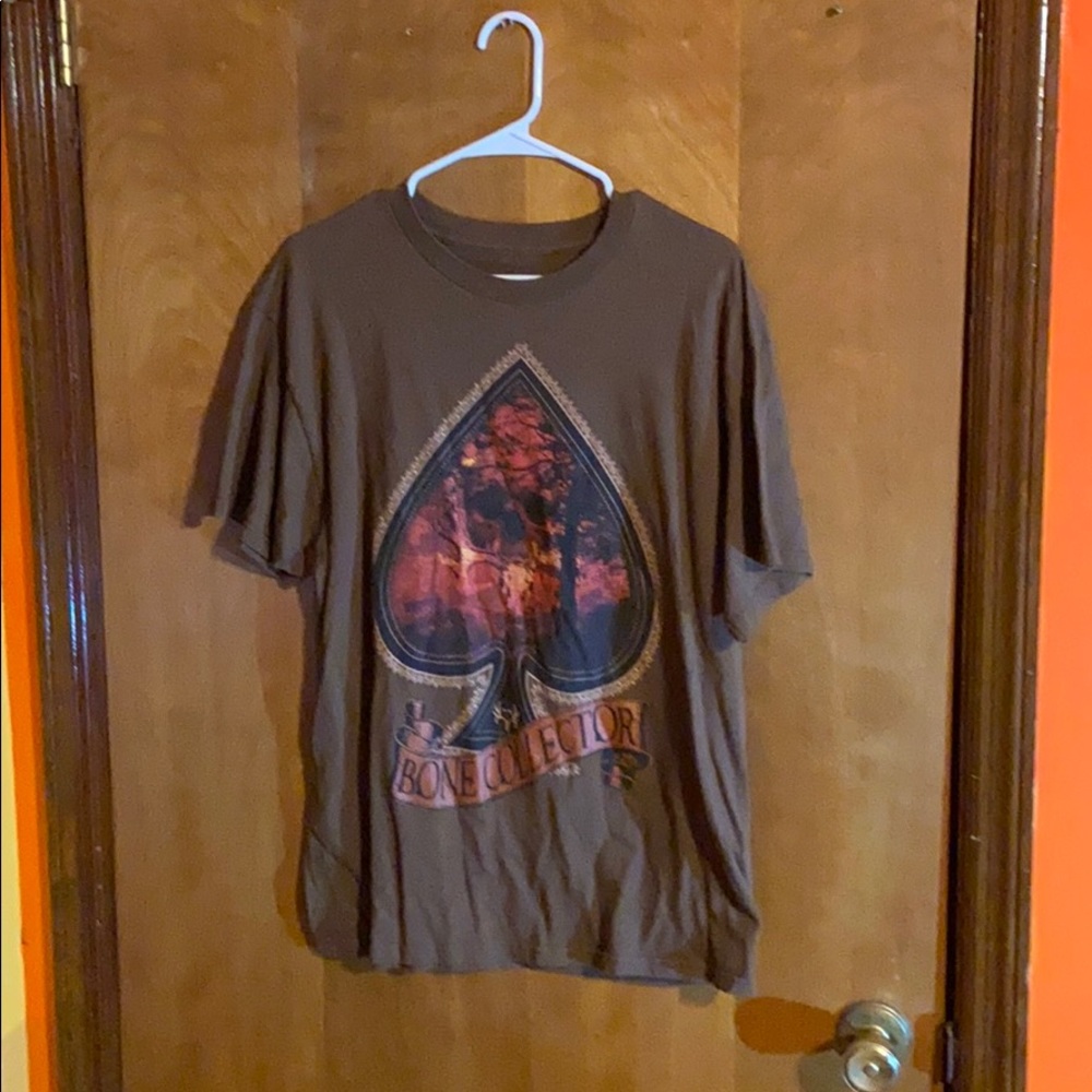 Men’s bone collector short sleeve shirt